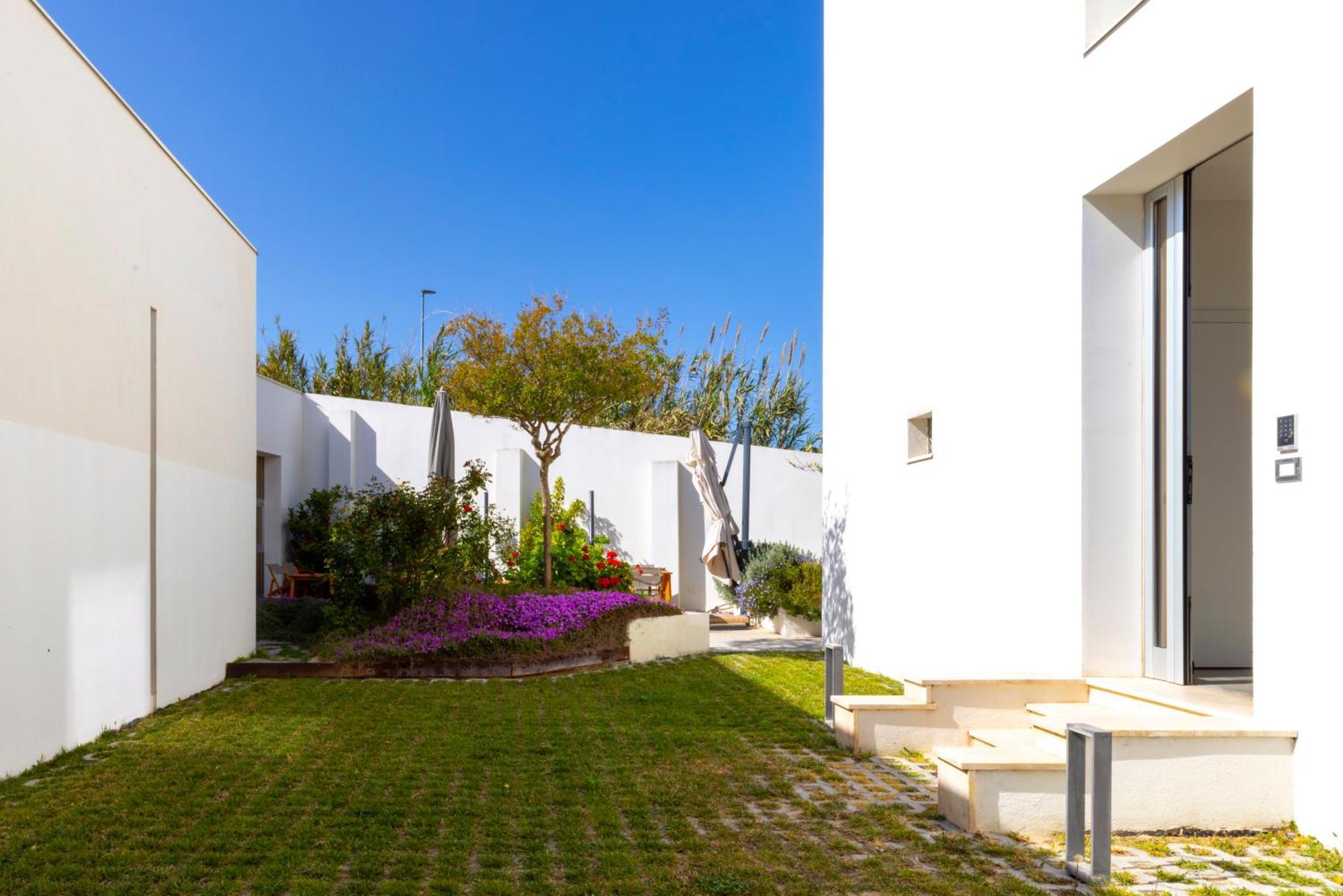 Villa VI Flumini di Quartu Luaran gambar