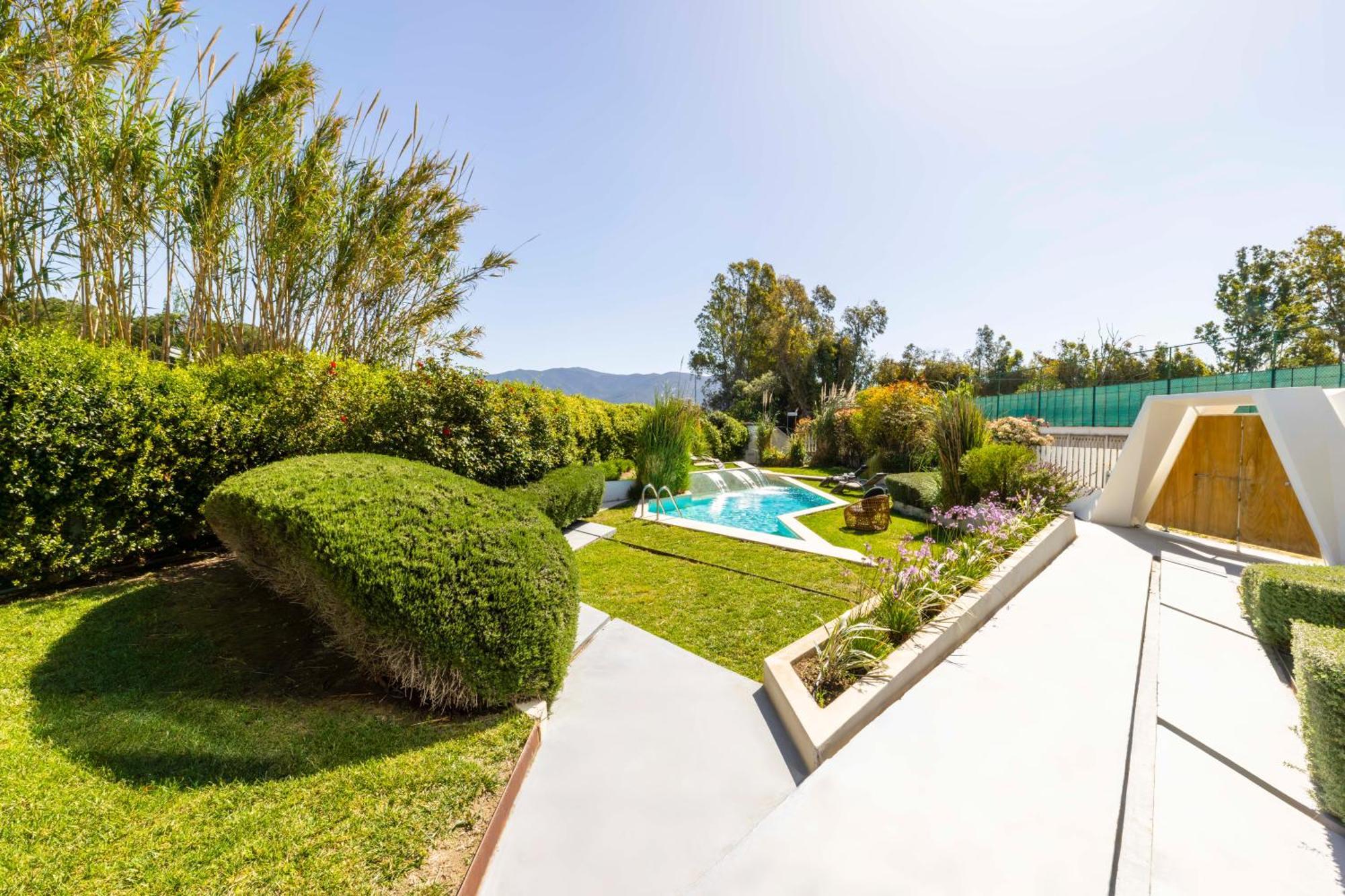 Villa VI Flumini di Quartu Luaran gambar